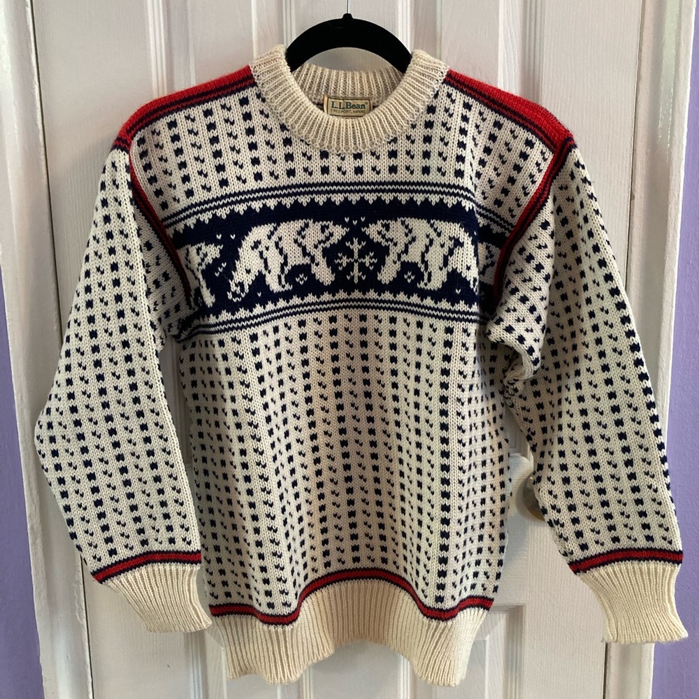 LL Bean 100% wool L polar bear sweater